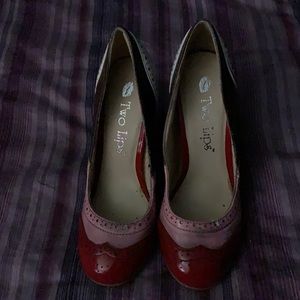 Two Lips vintage chunky heel round toe shoes sz 7